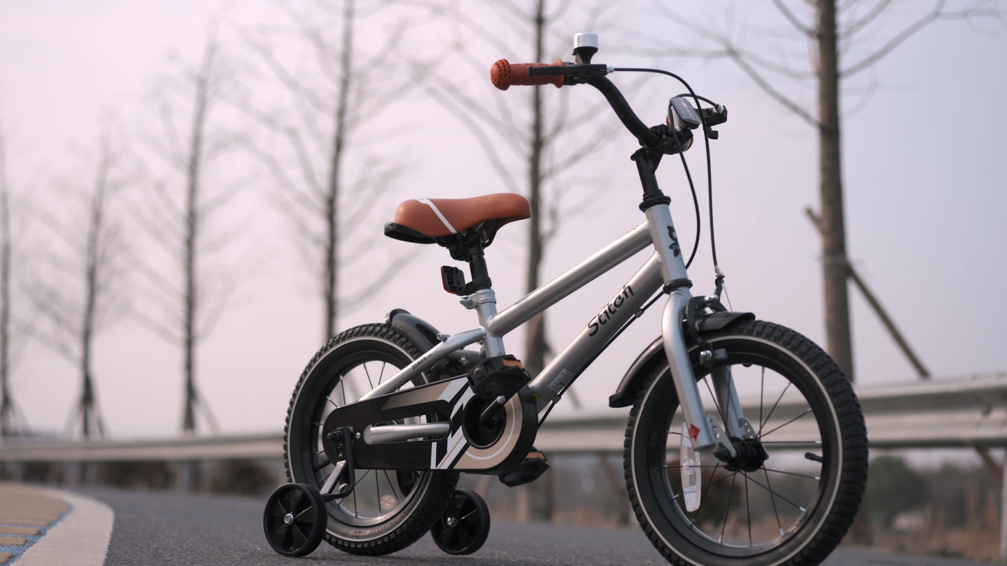 STITCH Kinderfahrrad für 3-9 Jahre Mädchen & Jungen, 14/16/18 Zoll Kinderfahrrad mit Stabilisatoren & Handbremsen