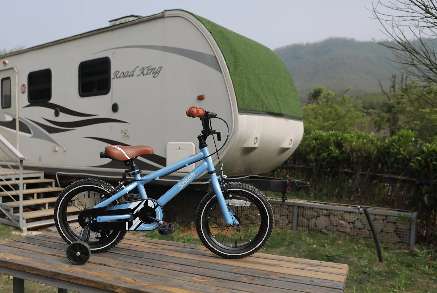 STITCH Kinderfahrrad für 3-9 Jahre Mädchen & Jungen, 14/16/18 Zoll Kinderfahrrad mit Stabilisatoren & Handbremsen